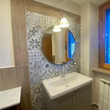 Casa Panoramica Sulle Colline Di Viareggio *
